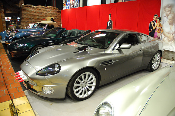 James Bond Aston Martin Vanquish